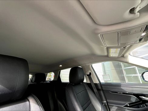 Used 2020 Land Rover Range Rover Evoque S image 22