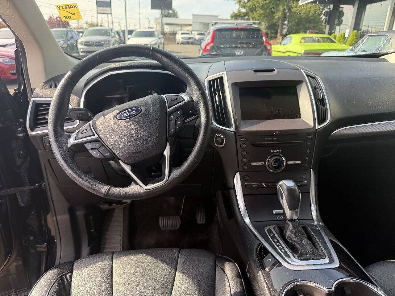 Used 2016 Ford Edge Titanium w/ Technology Package AWD/4WD image 19