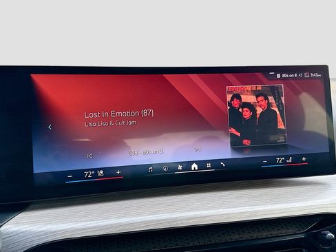 Used 2025 BMW 330i xDrive 330i xDrive image 33