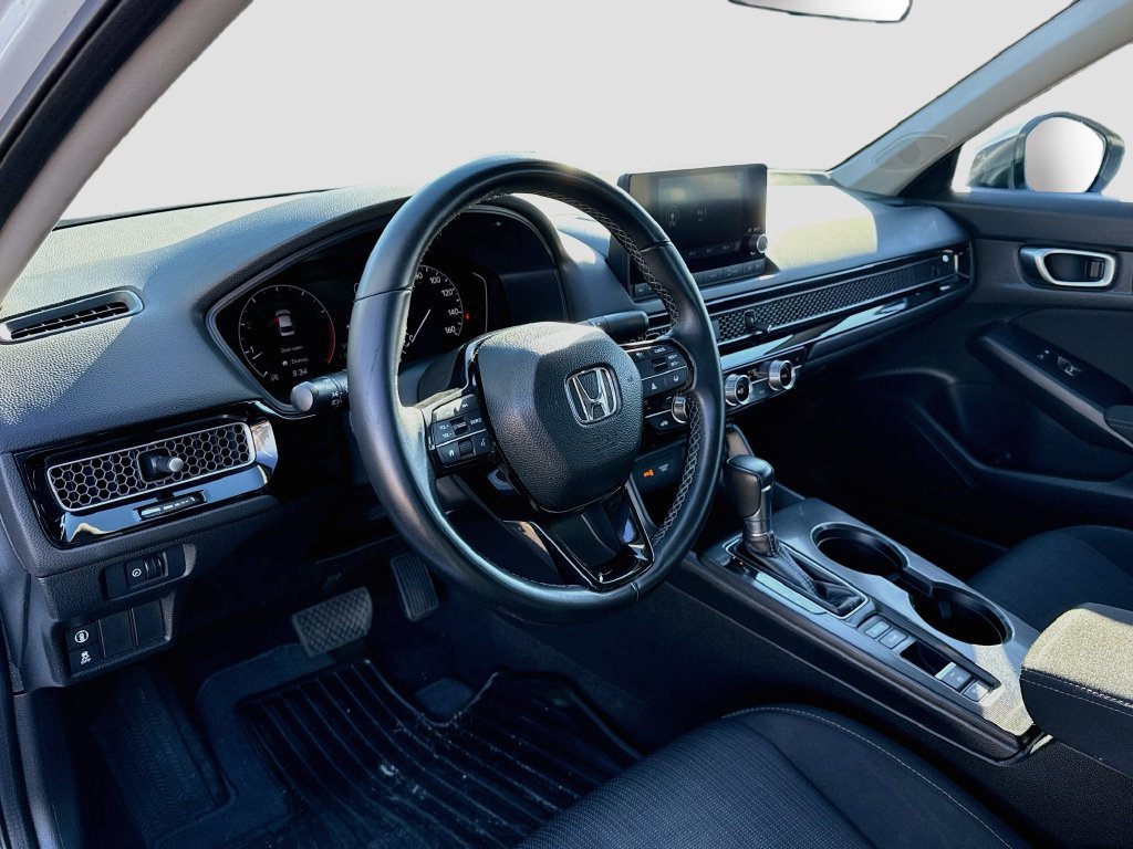 Used 2023 Honda Civic EX image 9