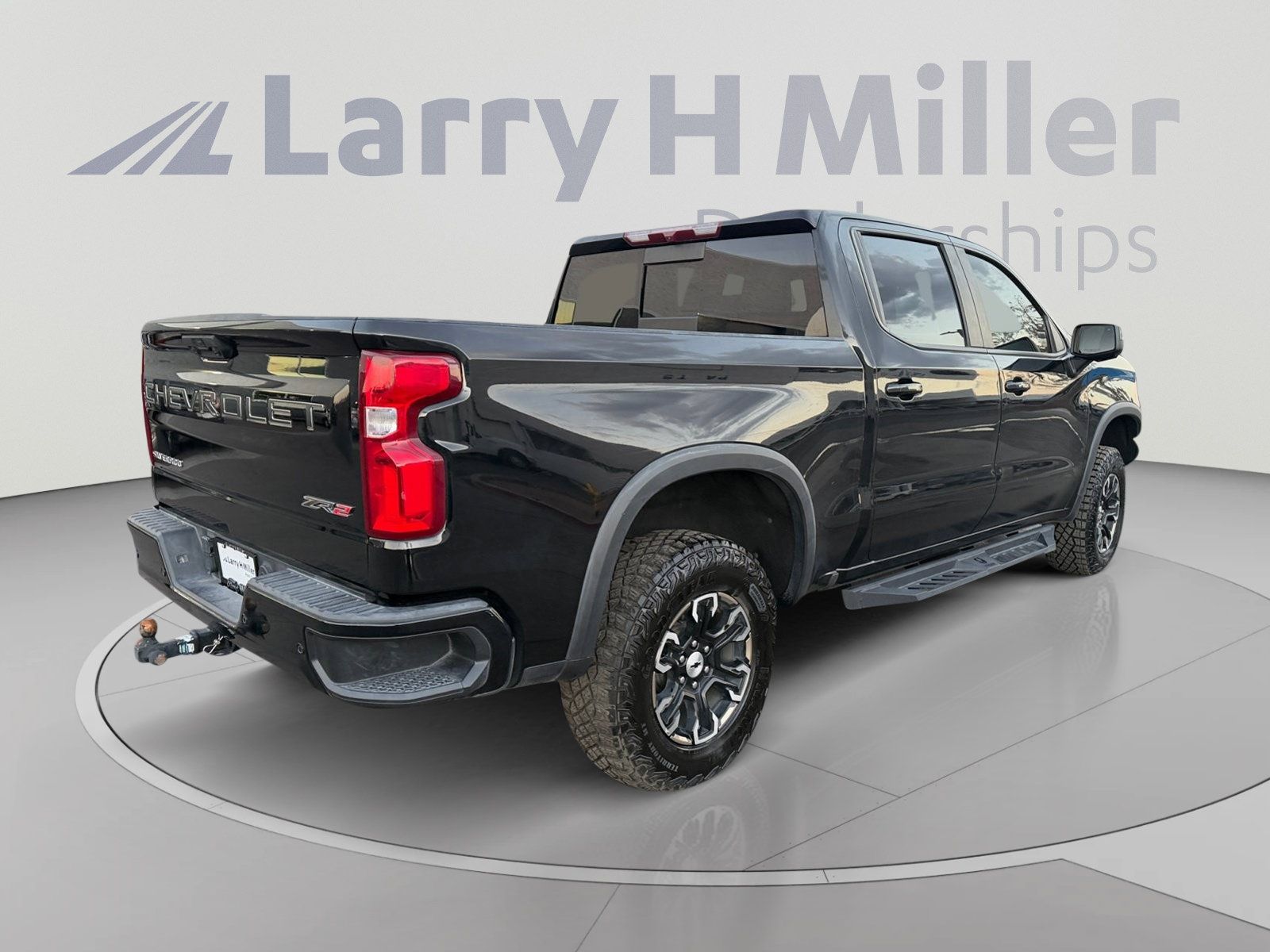 Used 2024 Chevrolet Silverado 1500 ZR2 AWD/4WD image 5