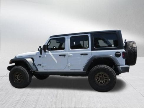 Used 2022 Jeep Wrangler Unlimited Sport AWD/4WD image 6