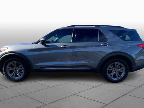 Used 2021 Ford Explorer XLT w/ Equipment Group 202A image 32