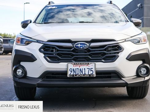 Used 2024 Subaru Crosstrek 2.0i Premium AWD/4WD image 2