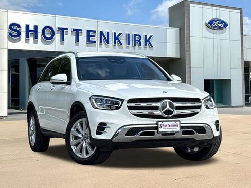 Used 2021 Mercedes-Benz GLC 300 4MATIC image 1