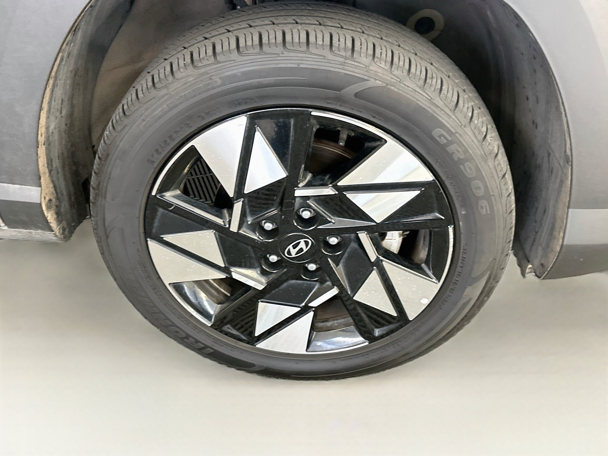 Used 2025 Hyundai Kona SEL AWD/4WD image 11