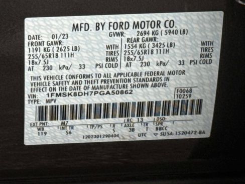 Used 2023 Ford Explorer XLT w/ Equipment Group 202A image 31