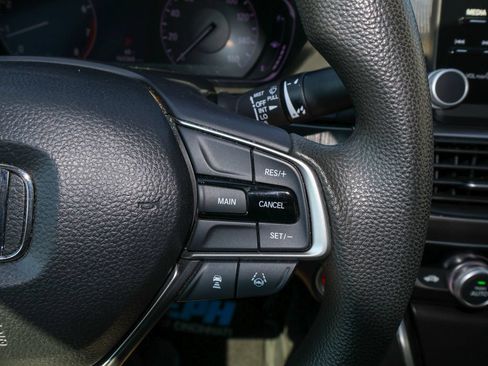 Used 2018 Honda Accord LX image 16