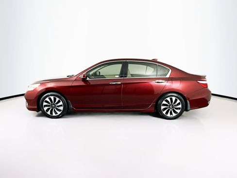 Used 2017 Honda Accord Touring image 4