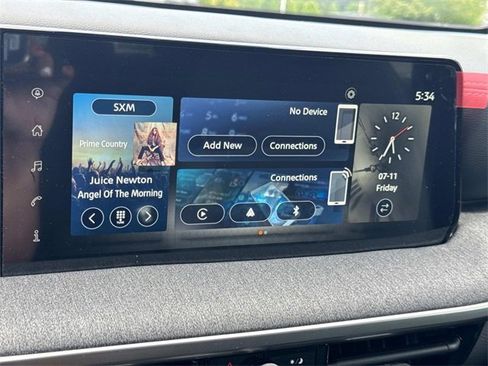 New 2025 Nissan Kicks SV w/ SV Premium Package image 30