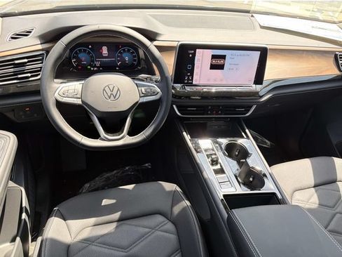New 2026 Volkswagen Atlas SE AWD/4WD image 7