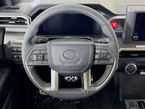 Used 2026 Toyota Tacoma TRD Sport AWD/4WD image 4