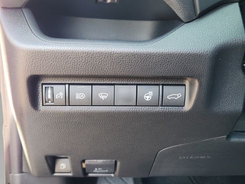Used 2021 Toyota RAV4 XSE AWD/4WD image 18