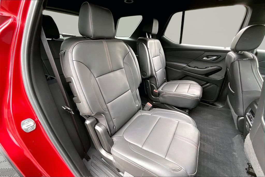 Used 2024 Chevrolet Traverse RS w/ LPO, Floor Liner Package AWD/4WD image 28