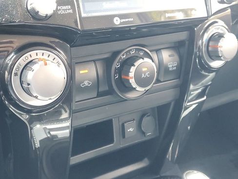 Used 2024 Toyota 4Runner TRD Off-Road Premium w/ Moonroof Package image 28