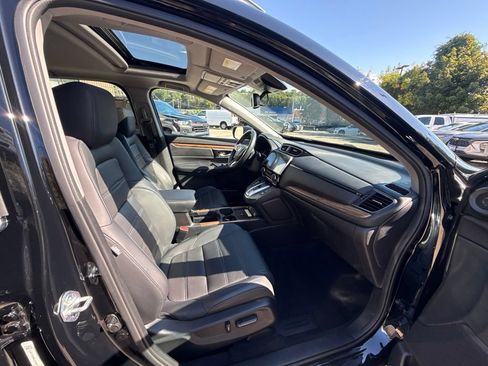 Used 2022 Honda CR-V Touring image 16