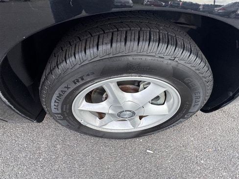 Used 2002 Oldsmobile Aurora 3.5 w/ All Weather Pkg image 28