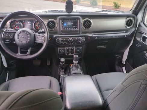 Used 2019 Jeep Wrangler Unlimited Sport S image 27