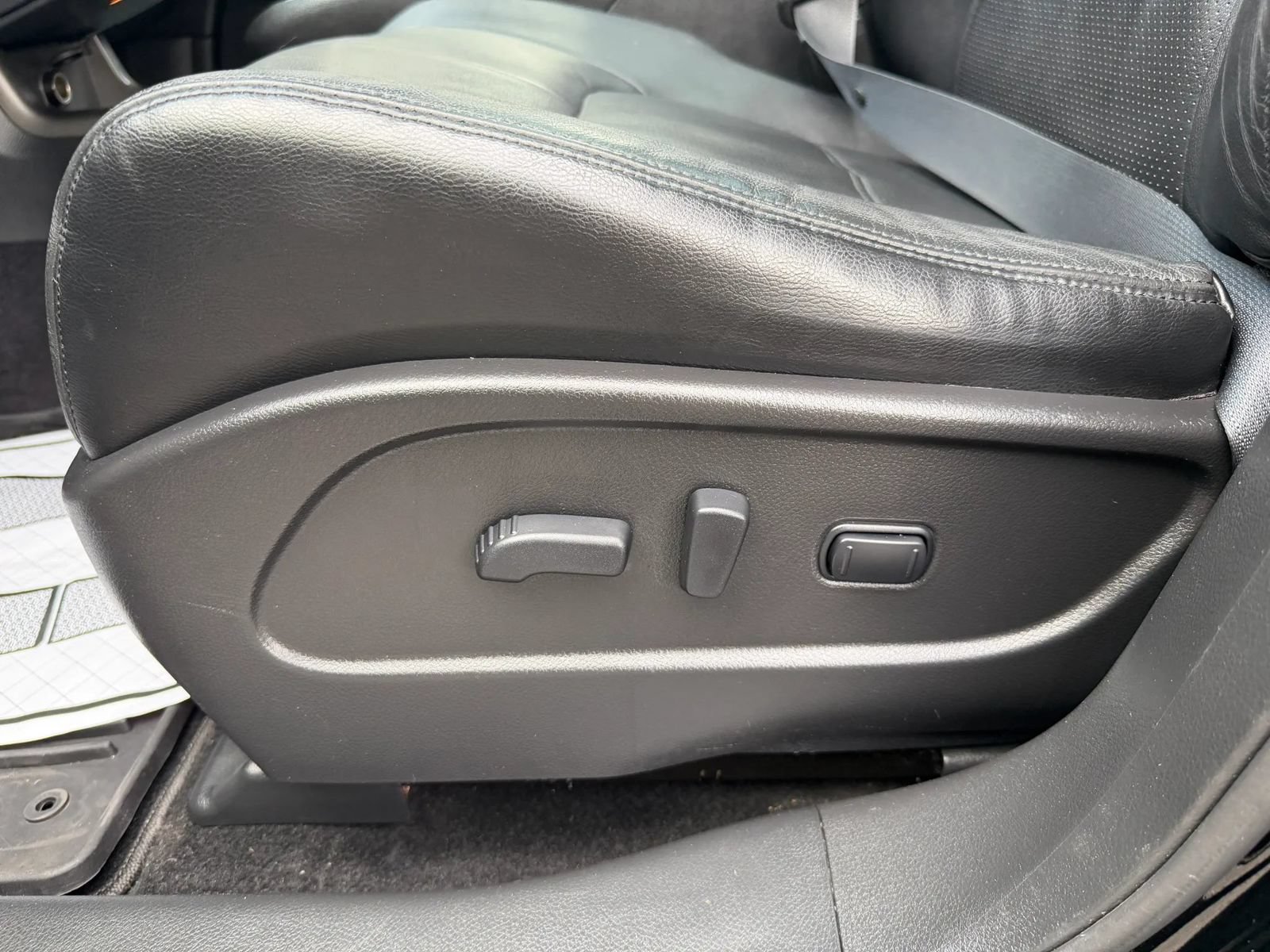 Used 2014 Nissan Murano SL w/ Navigation Package AWD/4WD image 30