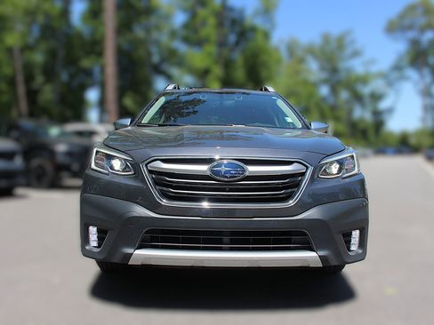Used 2022 Subaru Outback Touring w/ Popular Package #2 image 13