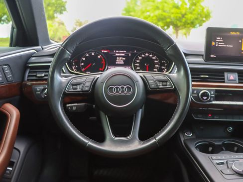 Used 2019 Audi A4 2.0T Premium w/ Convenience Package image 27