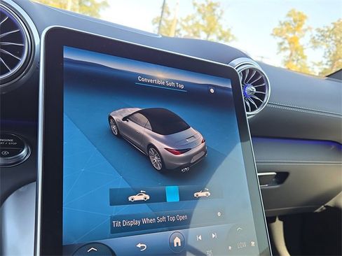 New 2023 Mercedes-Benz SL 43 AMG image 17