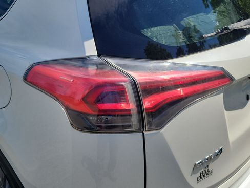 Used 2016 Toyota RAV4 Limited w/ Advanced Technology Package AWD/4WD image 11