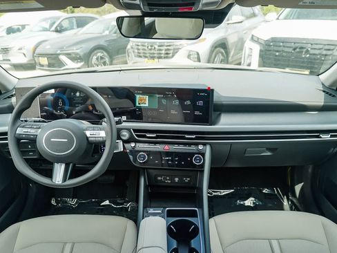 Certified 2025 Hyundai Sonata SEL image 14