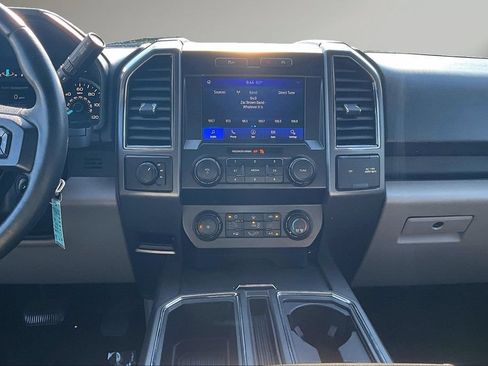 Used 2020 Ford F150 XLT w/ Equipment Group 302A Luxury AWD/4WD image 9