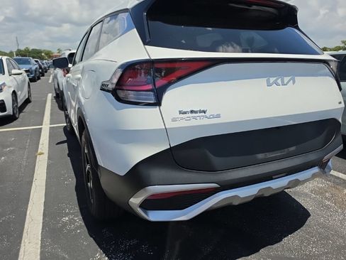 Certified 2023 Kia Sportage LX AWD/4WD image 13