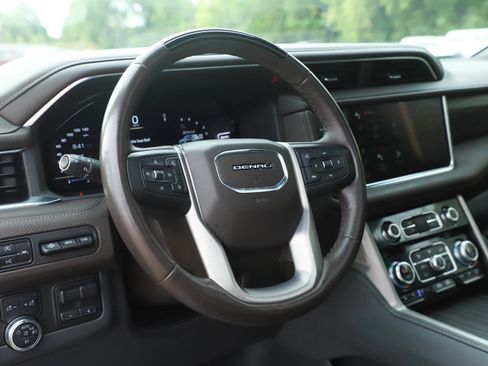 Used 2023 GMC Yukon Denali w/ Denali Reserve Package AWD/4WD image 19