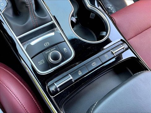 Certified 2022 Kia Stinger GT-Line w/ Sun & Sound Package AWD/4WD image 39