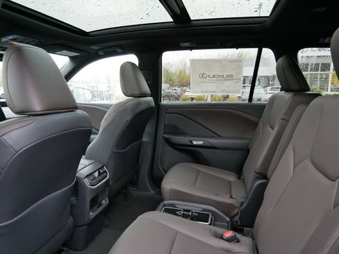 Used 2026 Lexus TX 350 AWD image 11
