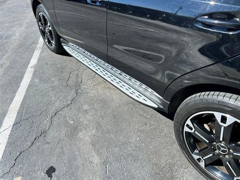 Used 2014 Mercedes-Benz ML 350 4MATIC w/ Premium 1 Package image 21