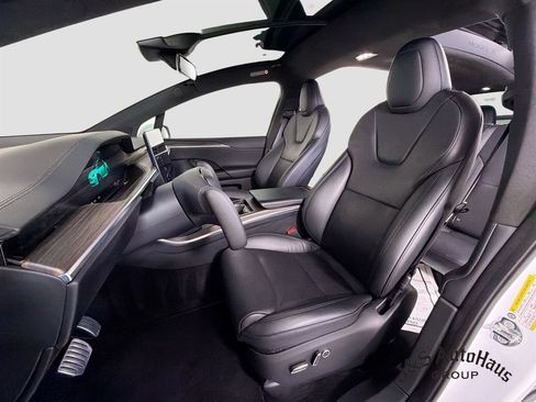 Used 2022 Tesla Model X AWD/4WD image 11