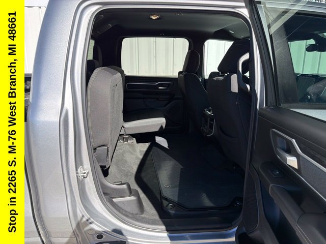 Used 2023 RAM 1500 Big Horn AWD/4WD image 27