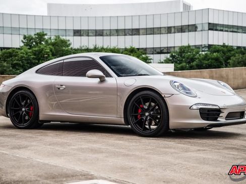 Used 2013 Porsche 911 Carrera RWD image 38