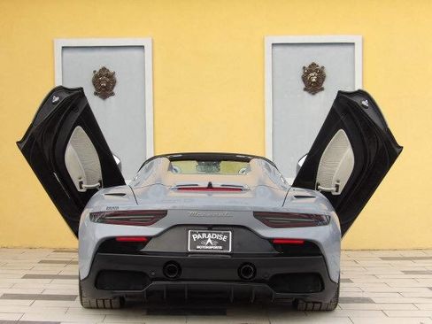 Used 2023 Maserati MC20 Spyder image 16