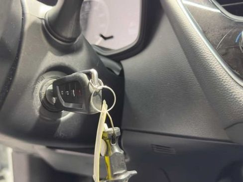 Used 2021 Toyota Corolla LE FWD image 25