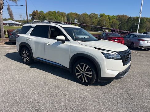 Used 2023 Nissan Pathfinder Platinum w/ Black Appearance Package image 1
