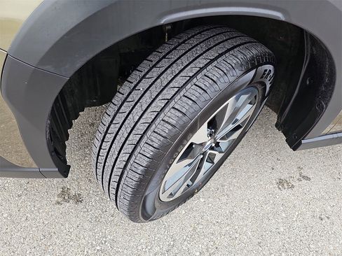 Certified 2024 Subaru Outback Limited image 35