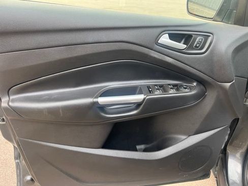 Used 2019 Ford Escape SE AWD/4WD image 19