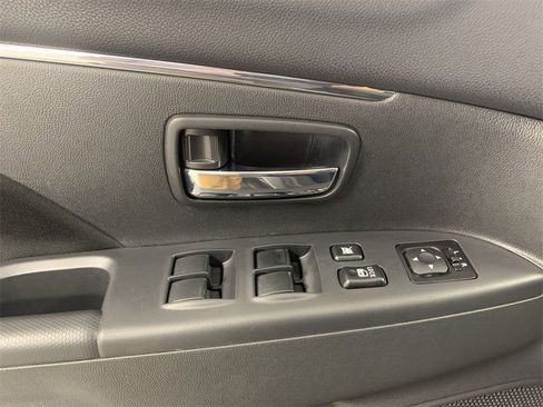 Used 2020 Mitsubishi Outlander Sport ES image 11