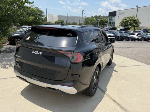 New 2026 Kia Sportage SX image 5