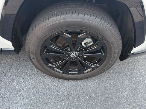 Certified 2023 Toyota RAV4 XSE AWD/4WD image 40