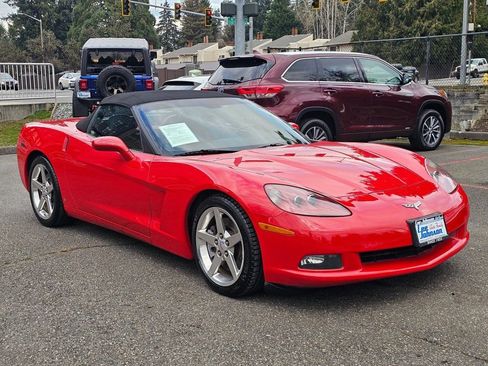Used 2007 Chevrolet Corvette Convertible w/ Preferred Equipment Group image 3