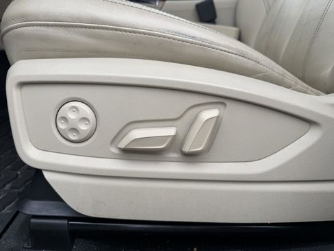 Used 2021 Audi Q5 Premium Plus image 8