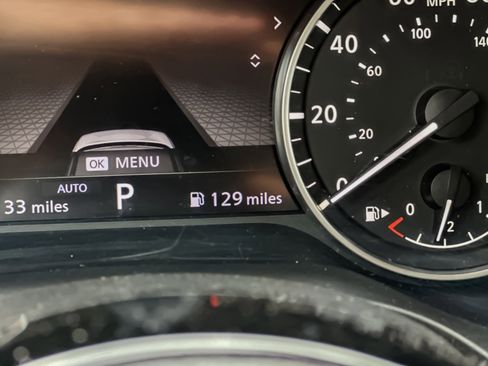 Used 2023 Nissan Rogue SV image 25