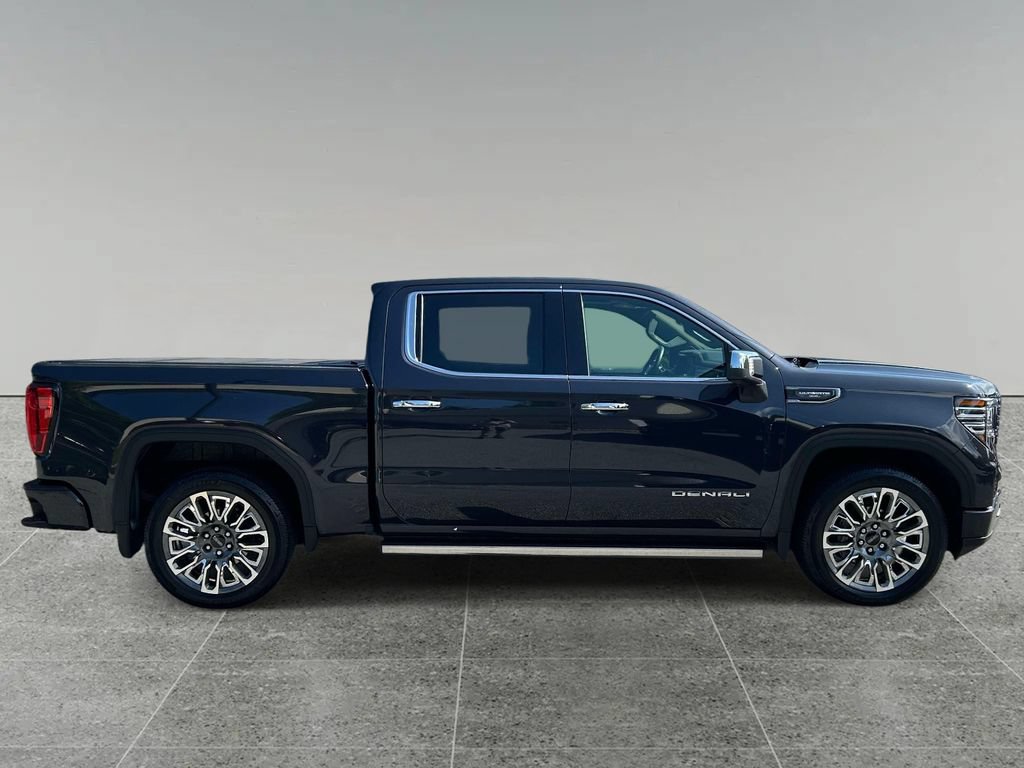 Used 2023 GMC Sierra 1500 Denali Ultimate AWD/4WD image 9