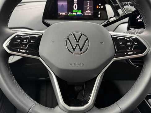 Certified 2023 Volkswagen ID.4 Pro RWD image 35